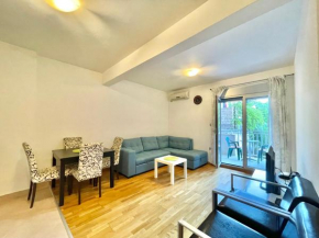 Comfort Family Apartment Budva